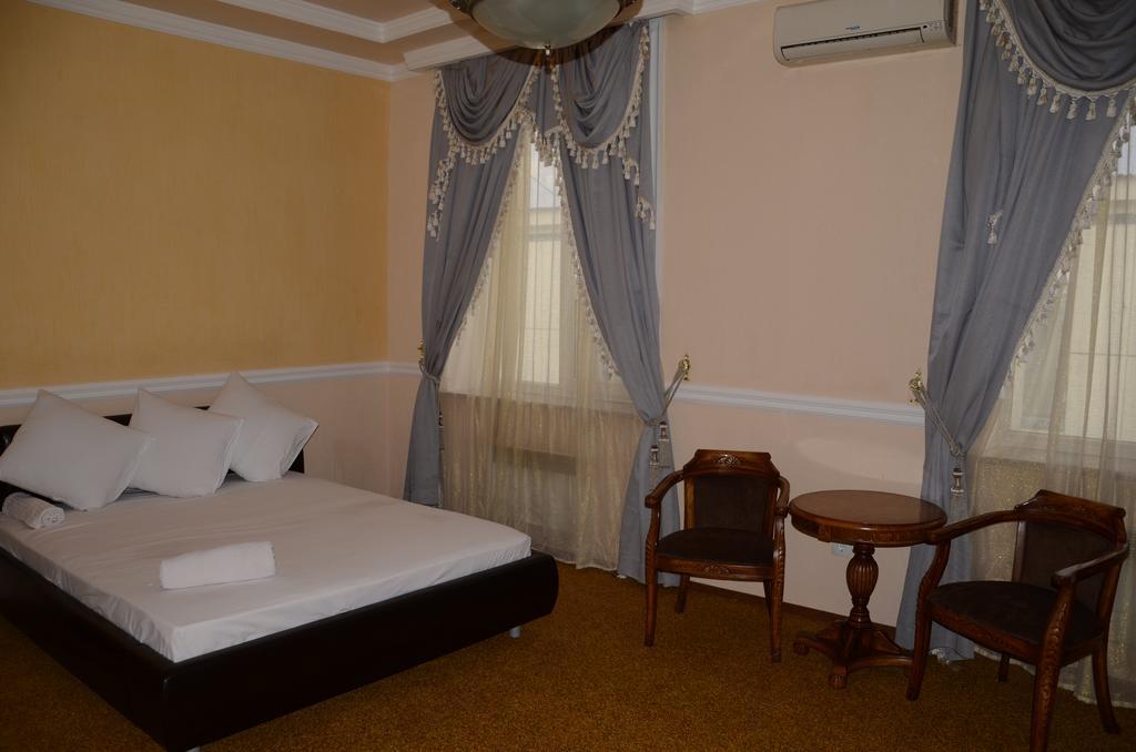 Saryarka Hotel Astana Pokój zdjęcie
