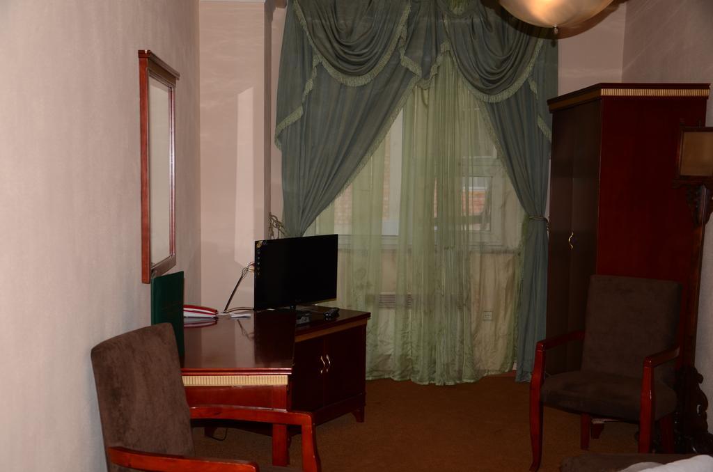 Saryarka Hotel Astana Pokój zdjęcie